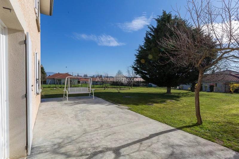 Maison - 135 m² - 6 pièces