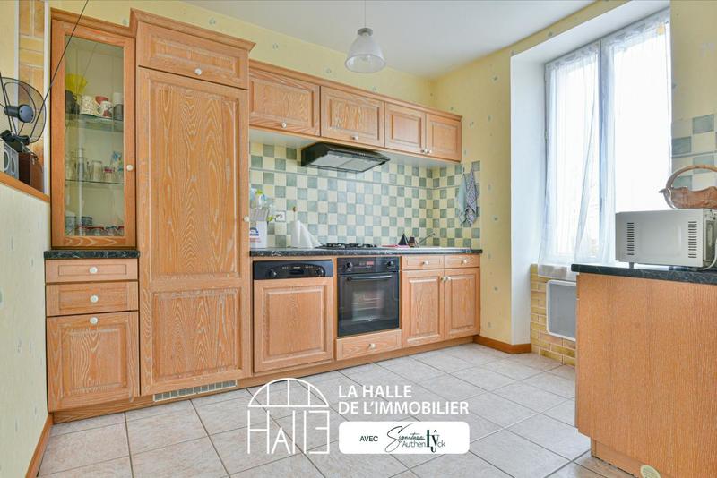 Maison - 95 m² - 5 pièces