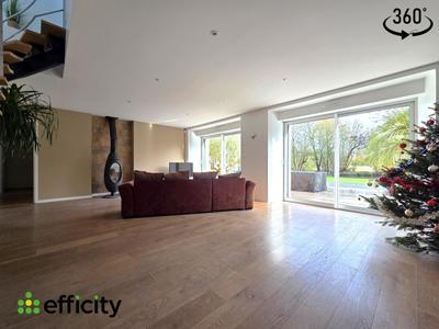 Longère - 206 m² - 8 pièces