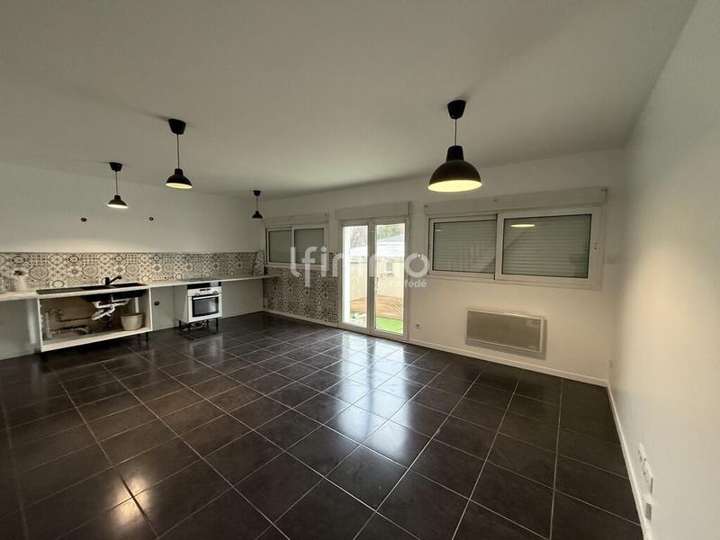 Immeuble - 150 m² - 8 pièces