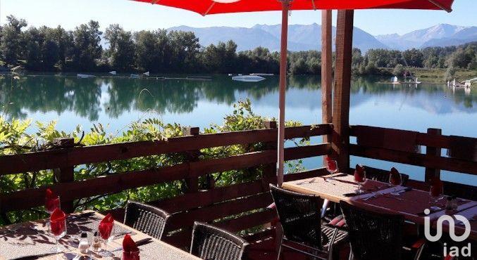 Local commercial - 160 000 m²