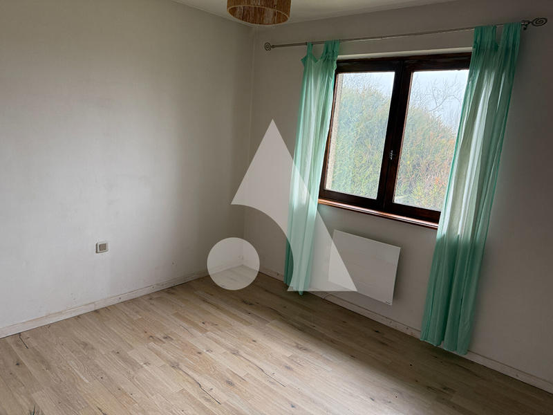 Maison - 121 m² - 8 pièces