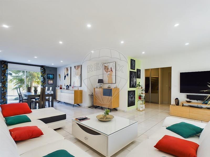 Villa - 184 m² - 7 pièces