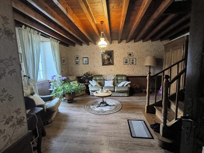 Maison - 151 m² - 6 pièces