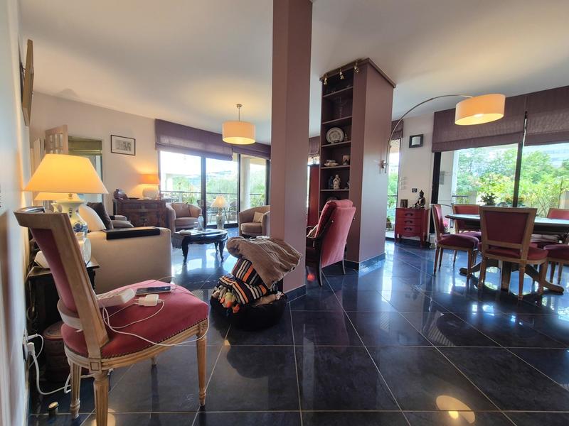 Appartement - 113 m² - 4 pièces