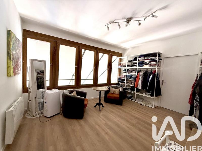 Maison - 186 m² - 8 pièces