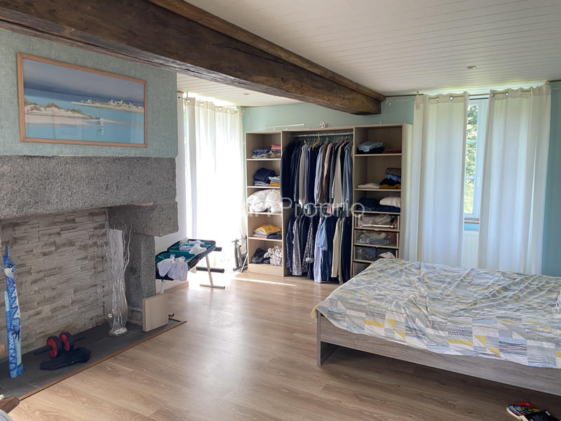 Maison - 187 m² - 8 pièces