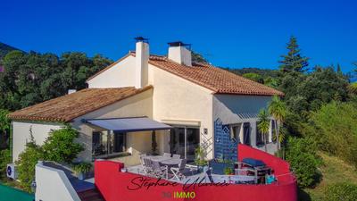 Maison d'architecte - 263 m² - 9 pièces