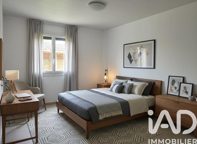 Maison - 104 m² - 4 pièces