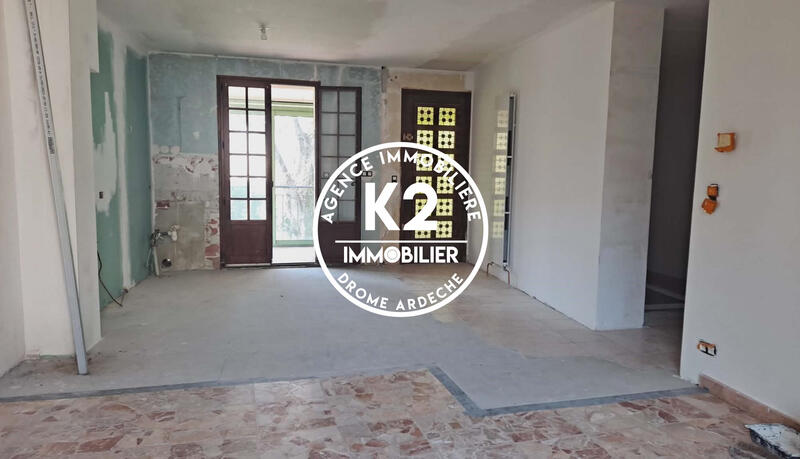 Maison - 100 m² - 5 pièces