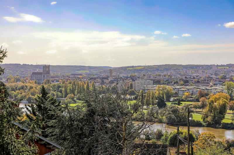 Maison - 188 m² - 6 pièces