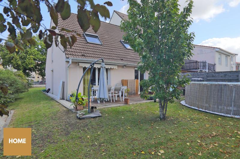 Maison - 120 m² - 6 pièces