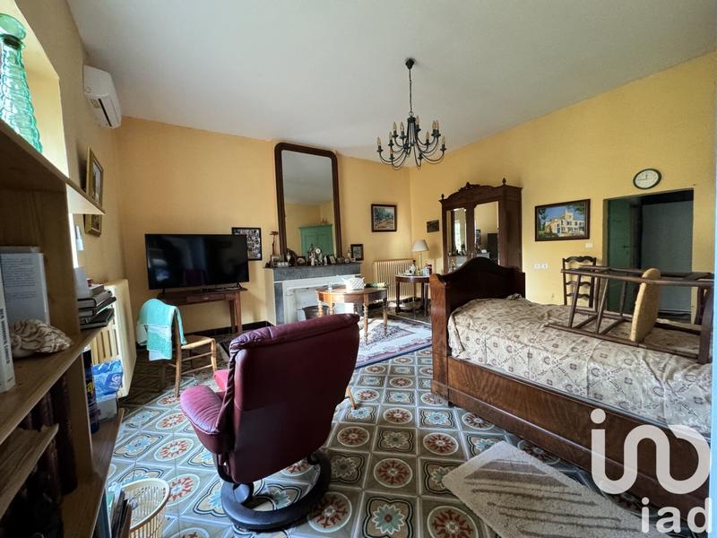 Maison - 300 m² - 9 pièces