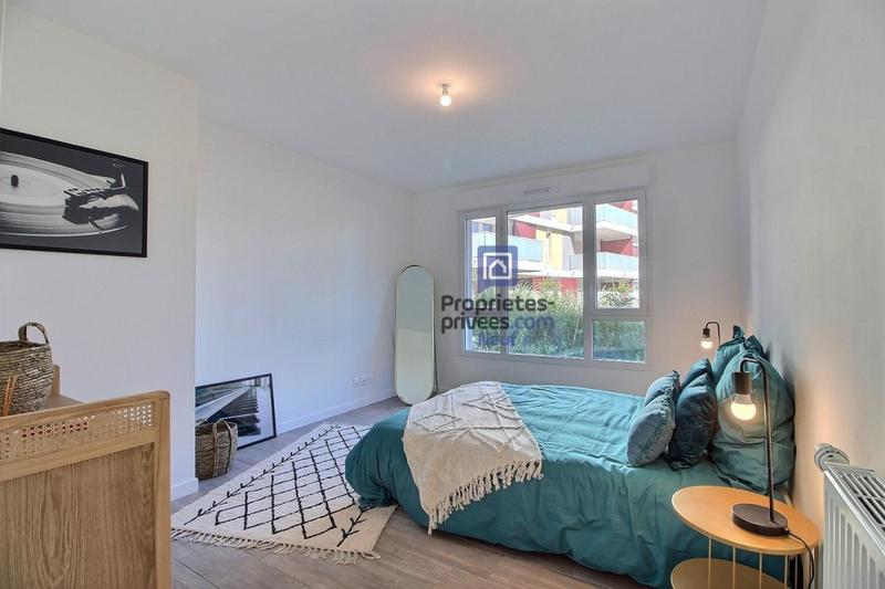 Appartement - 85 m² - 4 pièces