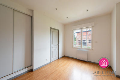 Appartement - 72 m² - 6 pièces