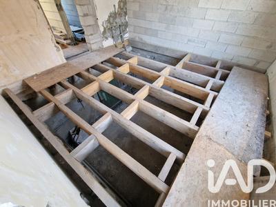 Maison - 104 m² - 4 pièces