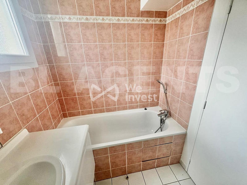 Appartement - 82 m² - 4 pièces