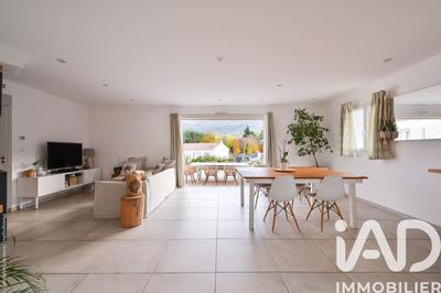 Maison - 109 m² - 6 pièces