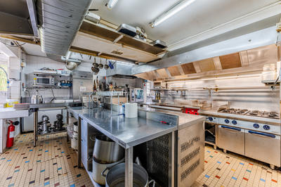 Fonds de commerce - Magasins - 452 m²