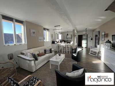 Appartement - 75 m² - 3 pièces