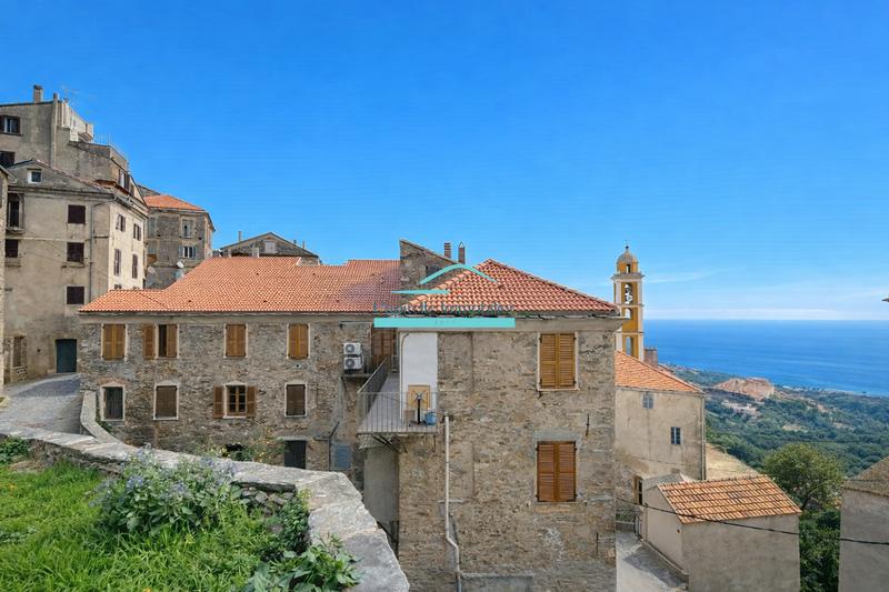 Appartement - 202 m² - 8 pièces