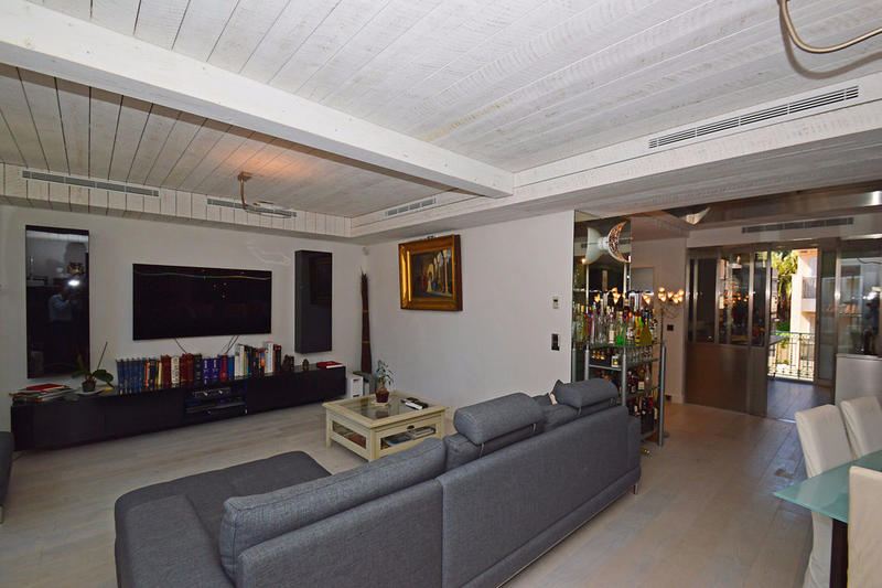 Appartement - 100 m² - 3 pièces