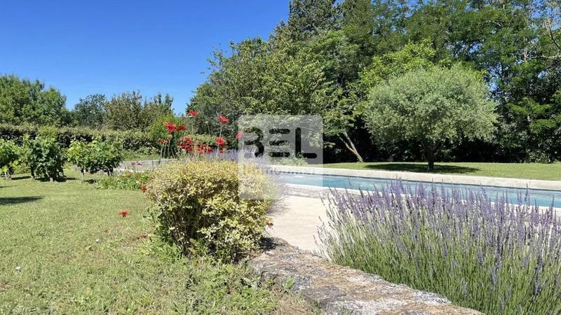 Gîte - 500 m² - 22 pièces