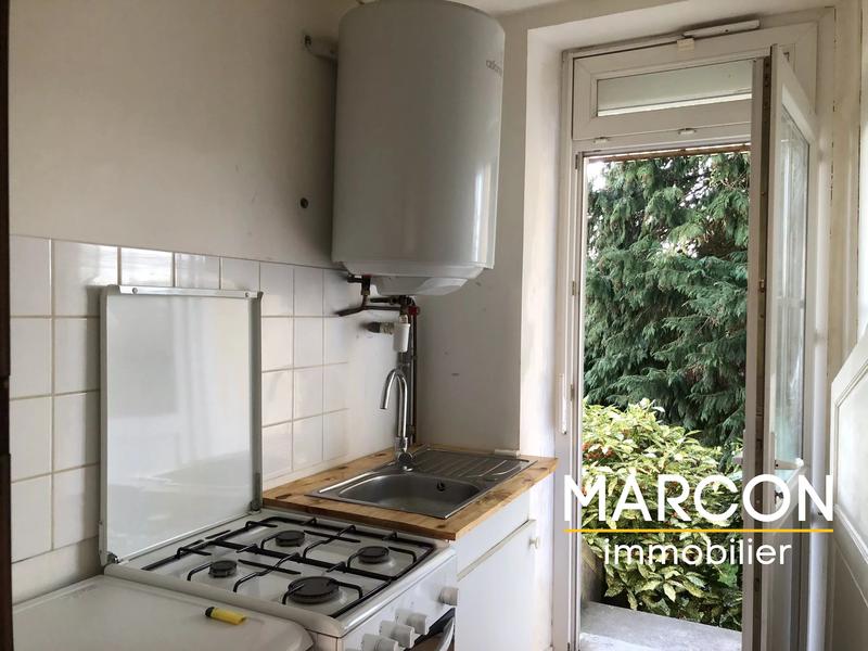 Immeuble - 196 m² - 9 pièces