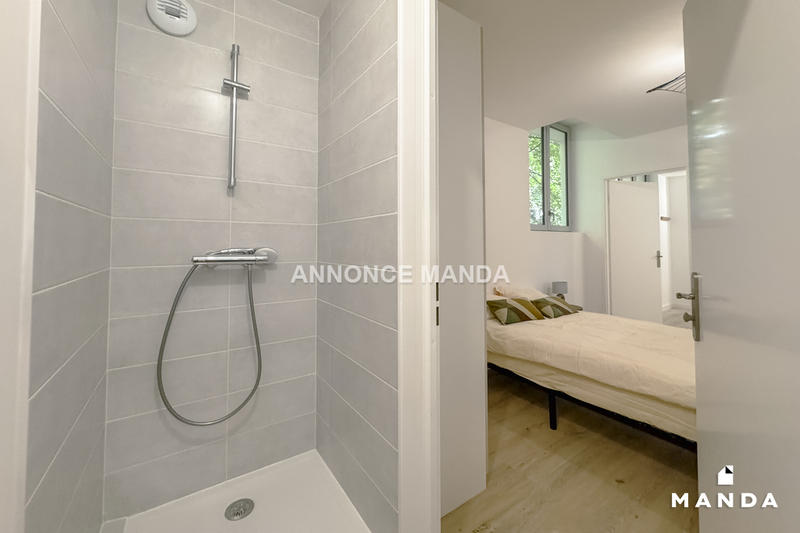 Chambre - 10 m² - 4 pièces