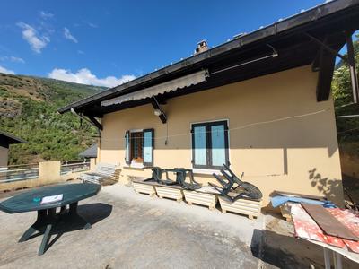 Maison - 111 m² - 5 pièces