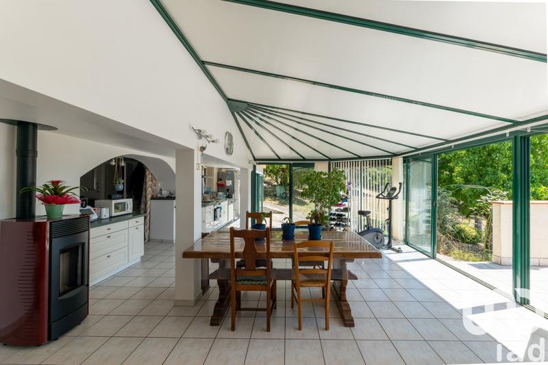 Maison - 189 m² - 7 pièces