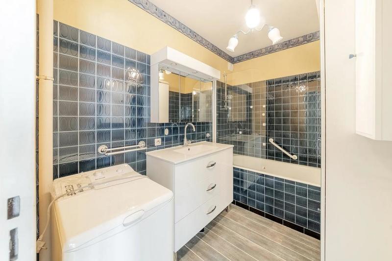 Appartement - 143 m² - 7 pièces