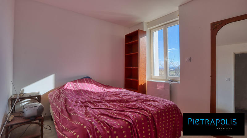 Appartement - 82 m² - 5 pièces