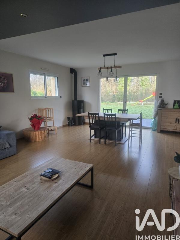 Maison - 145 m² - 6 pièces