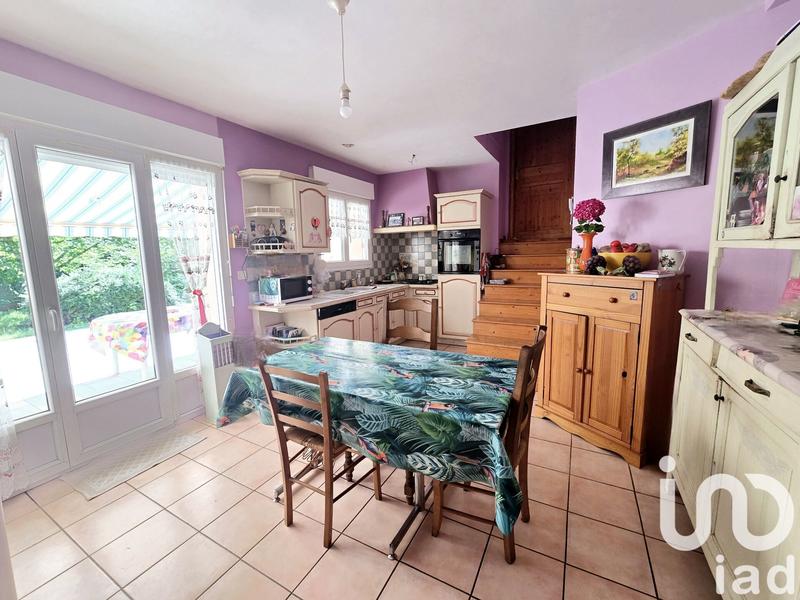 Maison - 195 m² - 8 pièces