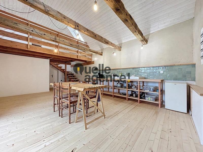 Maison - 151 m² - 7 pièces