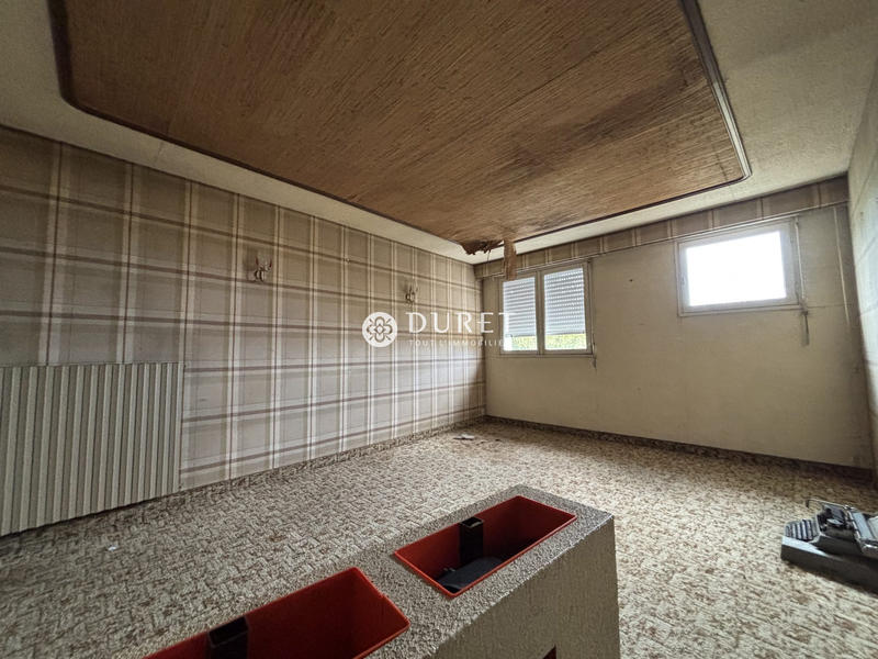 Maison - 199 m² - 7 pièces