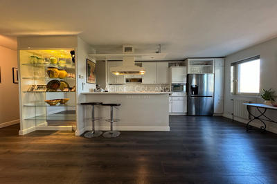 Appartement - 164 m² - 7 pièces