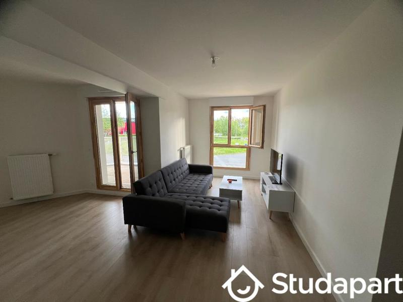 Chambre - 13 m² - 1 pièce