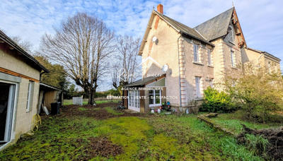 Maison - 104 m² - 5 pièces