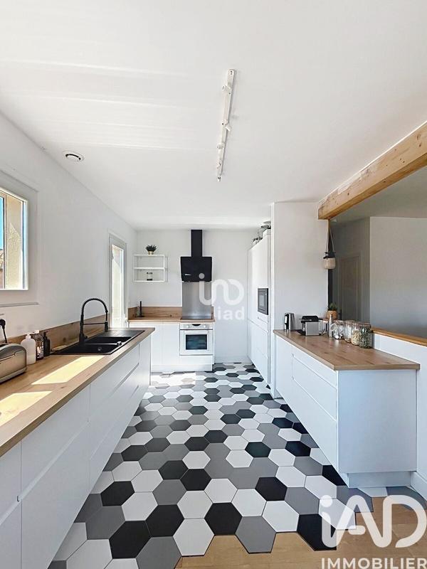 Maison - 170 m² - 7 pièces