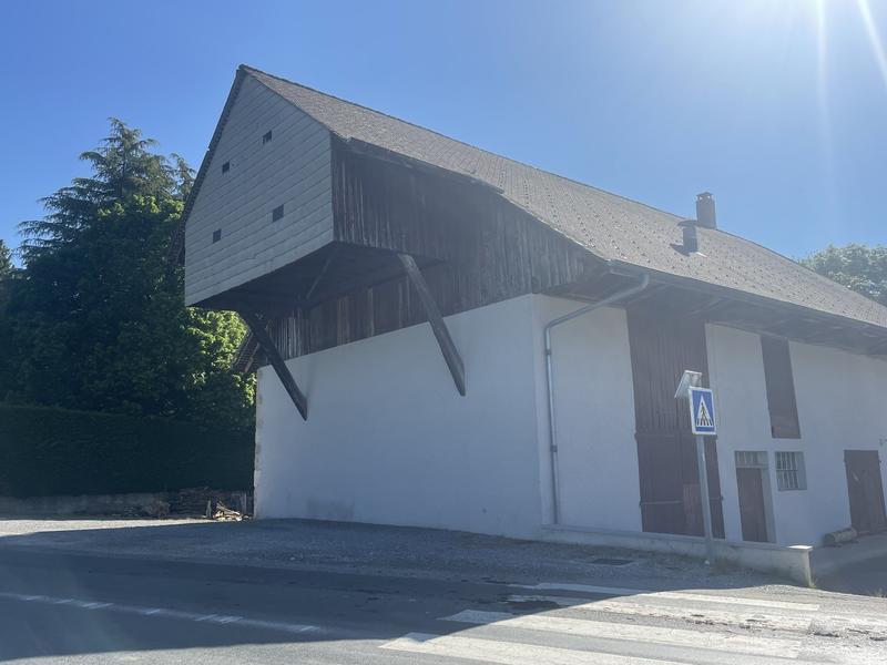 Grange - 252 m² - 3 pièces
