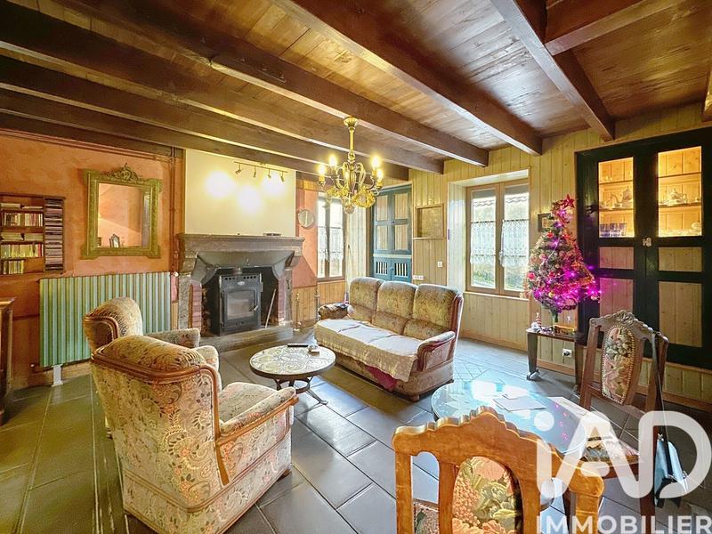 Maison de village - 250 m² - 6 pièces