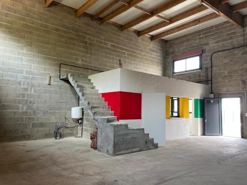 Local commercial - 150 m² - 2 pièces