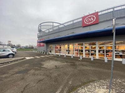 Local commercial - 2 014 m²