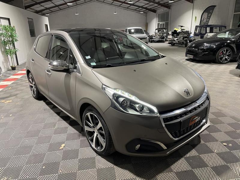 Peugeot 208 110ch Féline -Boite Auto-Toit Pano-Garantie 6 Mois-