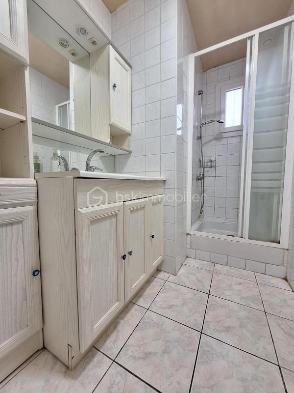 Maison traditionnelle - 85 m² - 3 pièces