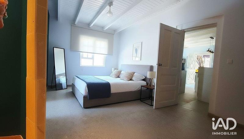 Maison - 400 m² - 6 pièces