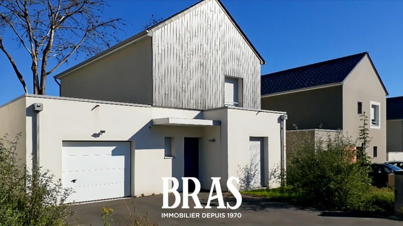 Maison - 95 m² - 5 pièces