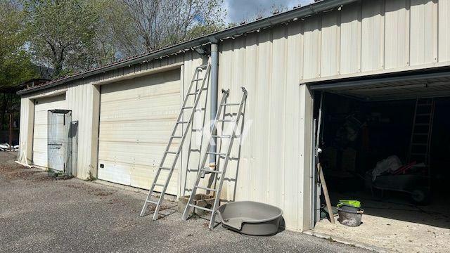 Local commercial - 355 m²